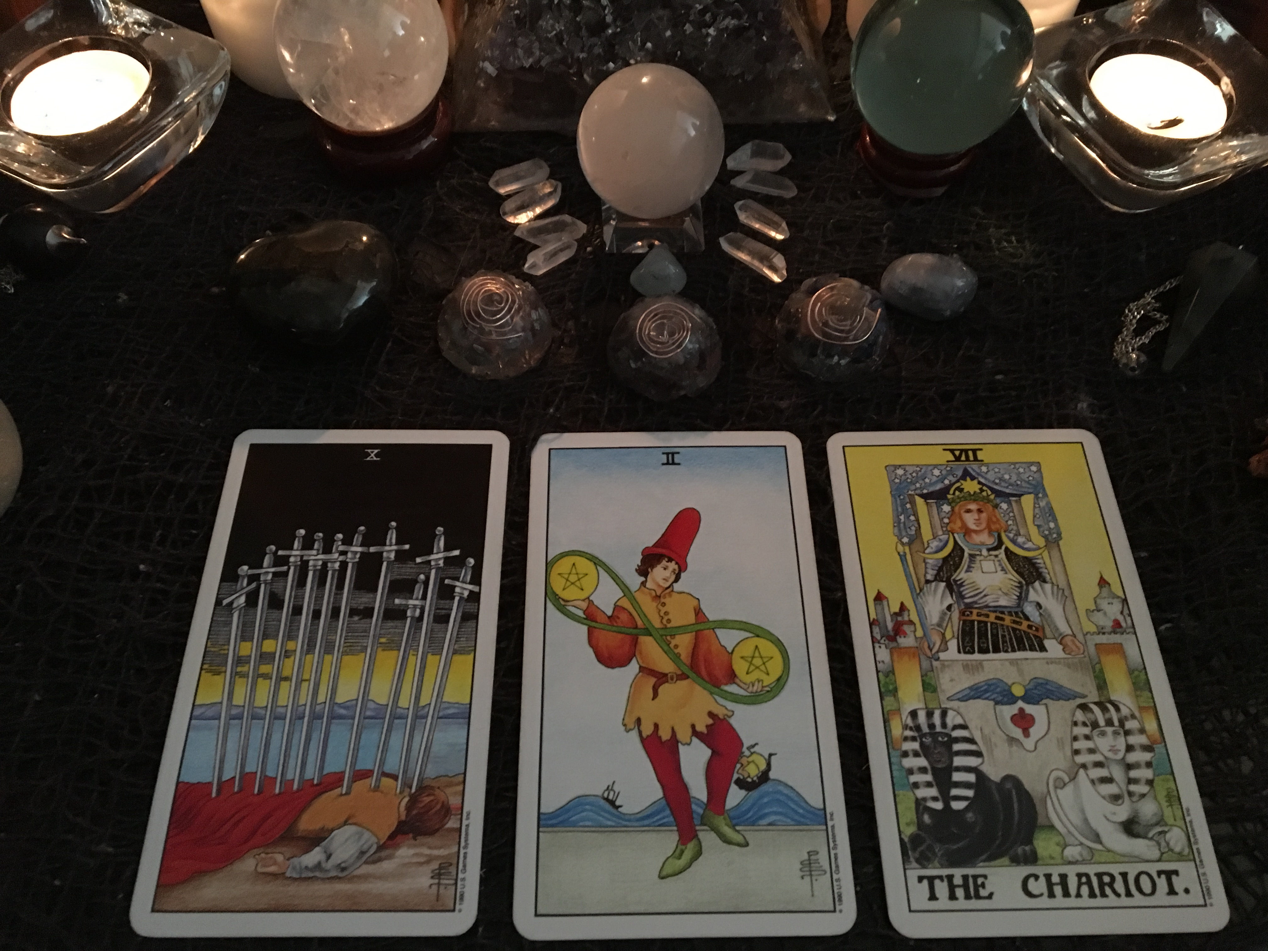 Exploring Tarot ~ The Universal Waite Tarot