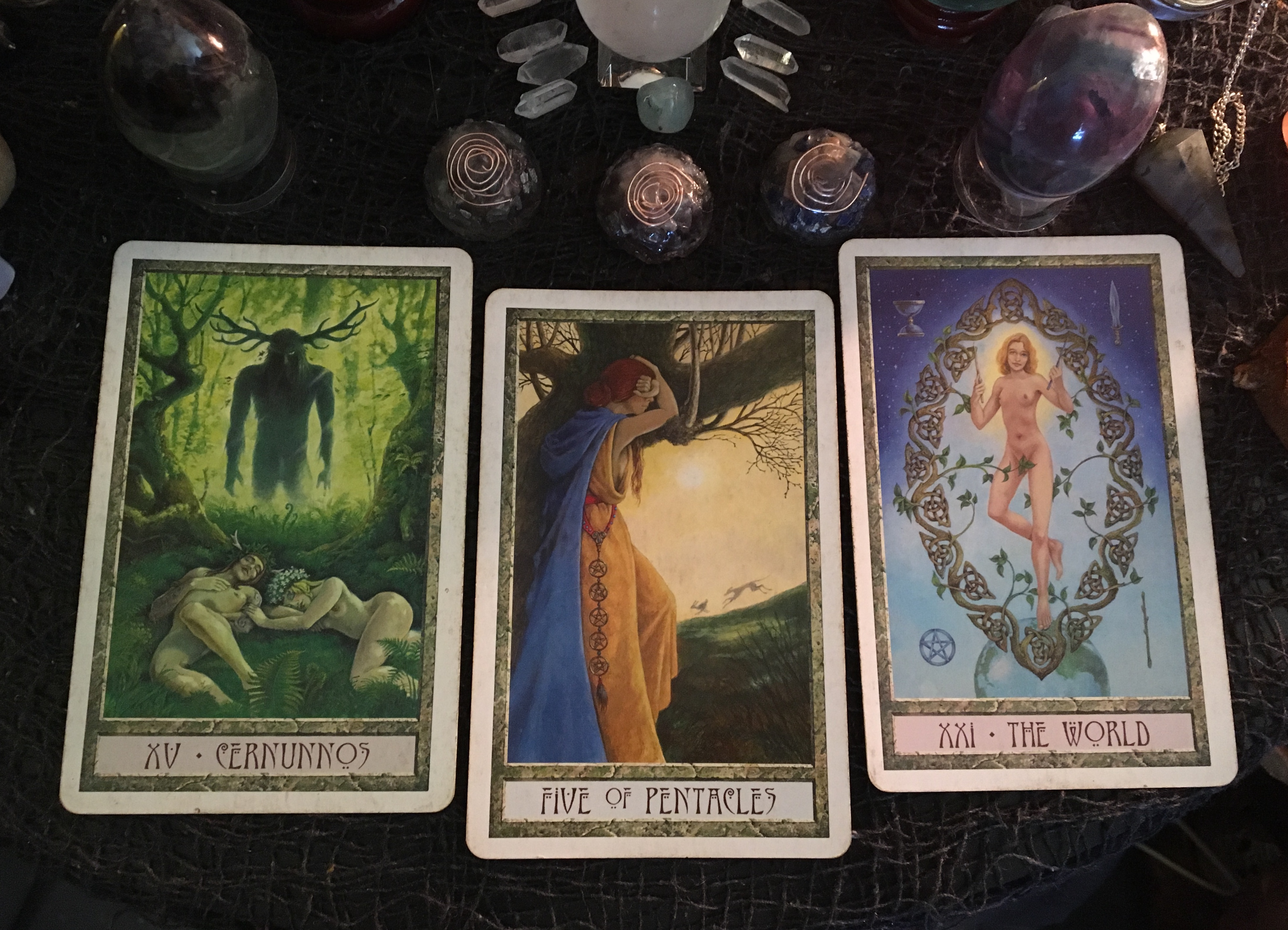 Exploring Tarot: The DruidCraft Tarot