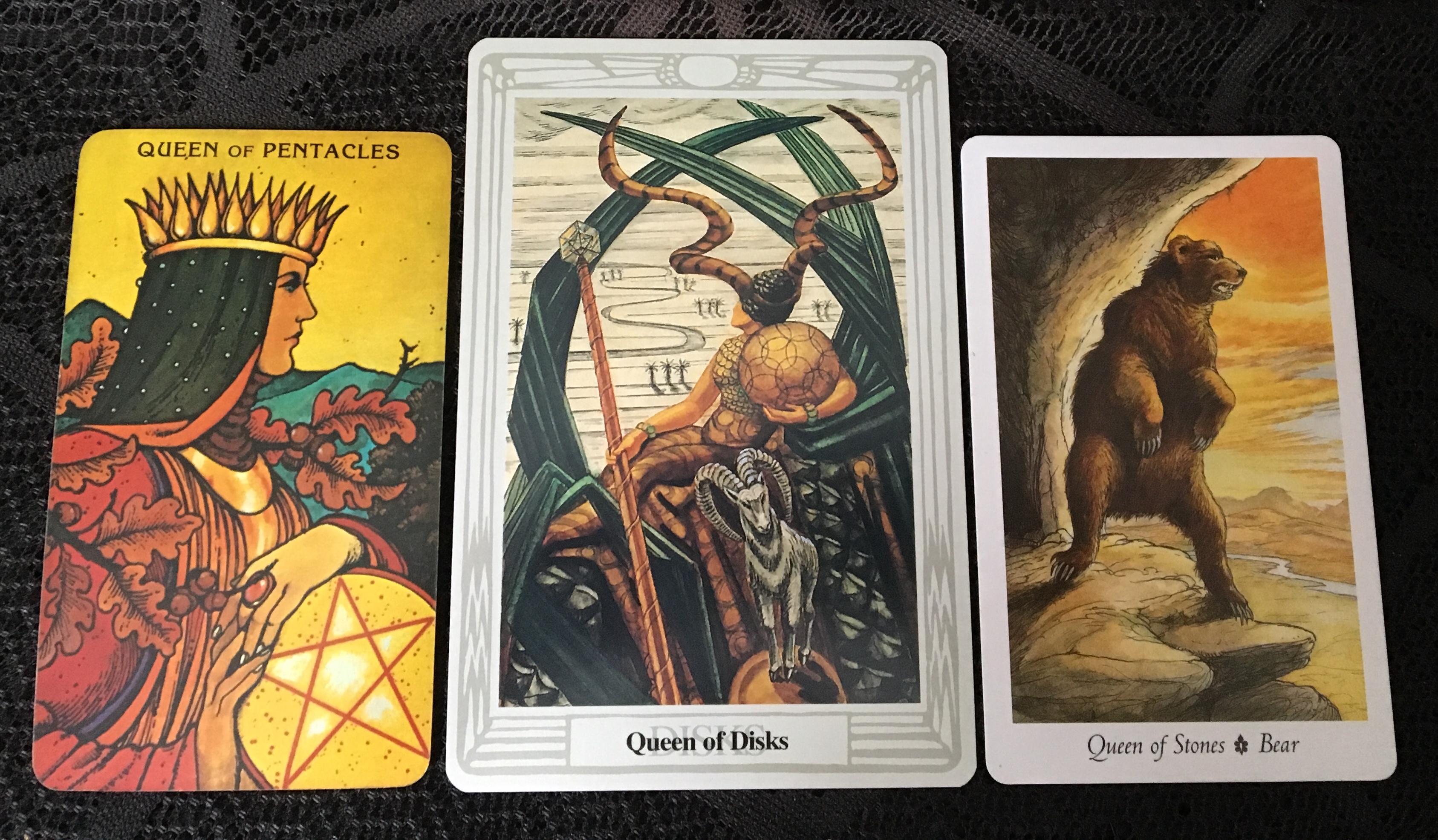 The Queens of Tarot: The Queen of Pentacles