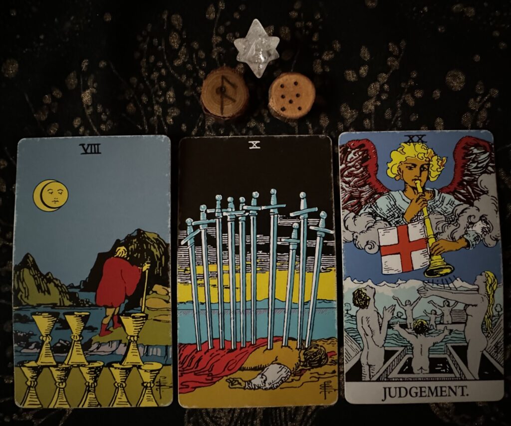 Runes: L-R Ansuz, Albus
Cards: L-R 8 of Cups, 10 of Swords, Judgment