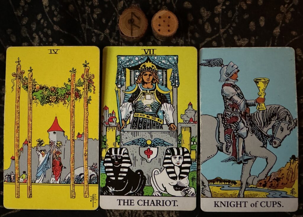 Runes: Ansuz, Rubeus
Cards: 4 of Wands, The Chariot, Knight of Cups