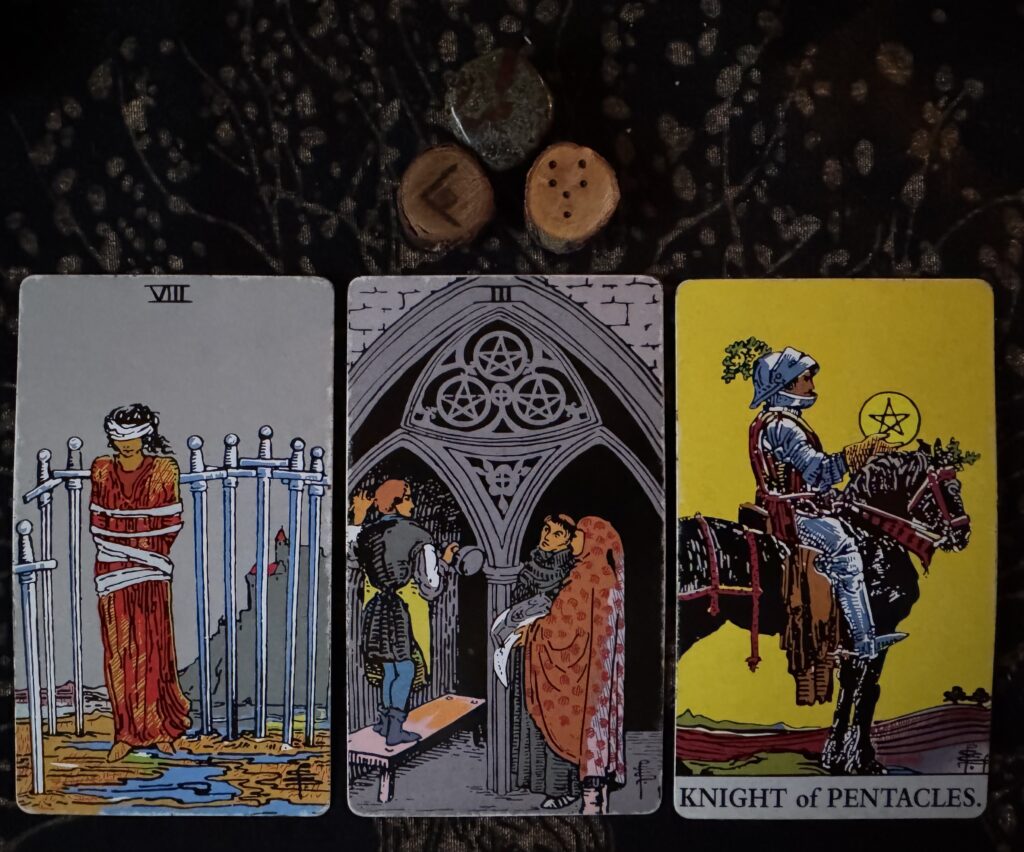 Runes: Kenaz, Fortuna Major
Cards: 8 of Swords, Knight of Pentacles, 3 of Pentacles